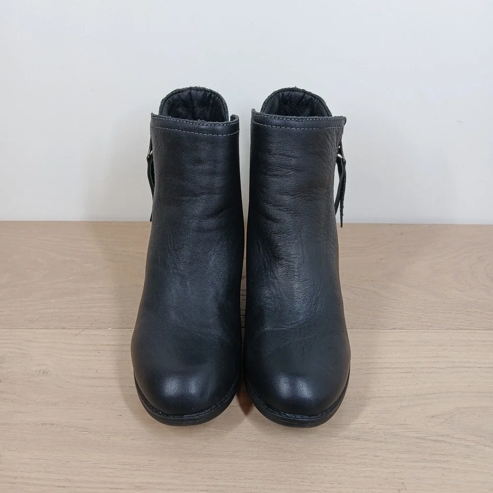 Skechers Ankle Boots Womens 7 Black Leather Studded Zip Block Heel Moto Western